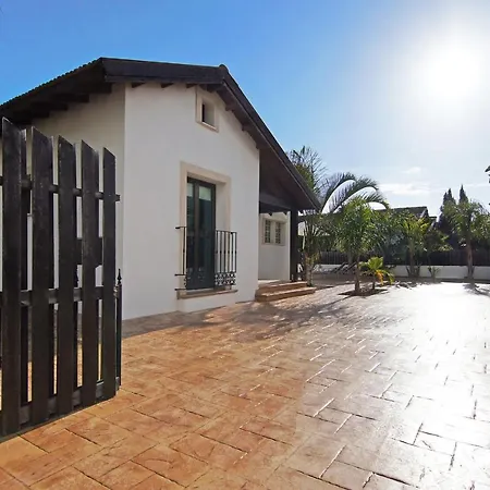 Villa Merry *